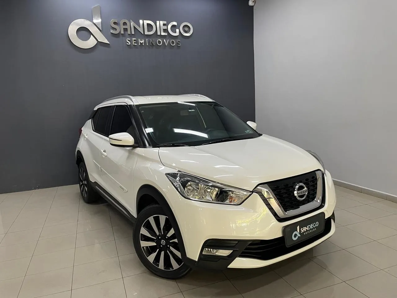 NISSAN KICKS SV 1.6 16V FlexStar 5p Aut.