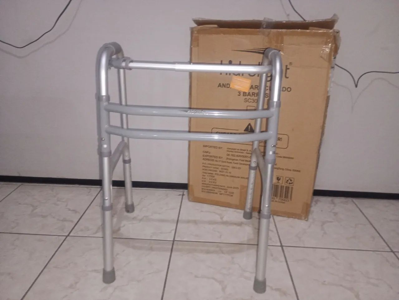 Andador de alumínio dobrável - Foto 6