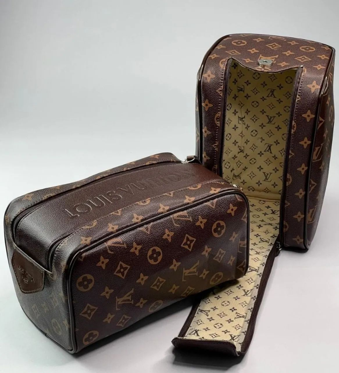 Necessaire Louis Vuitton - Elegância e Sofisticação - Foto 4