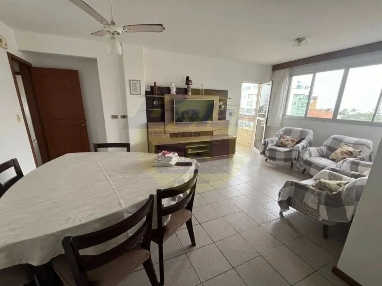 Imóvel para venda possui 110 metros quadrados com 3 quartos em Centro - Guaratuba - PR - Foto 2