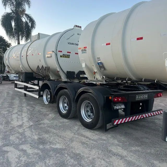 Carreta Bitrem 9 Eixos Bitrenzao Tanque Aço Randon Ano 18/19 - Foto 8