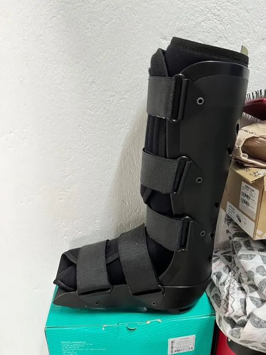 Bota imobilizadora tipo robofoot  - Foto 3