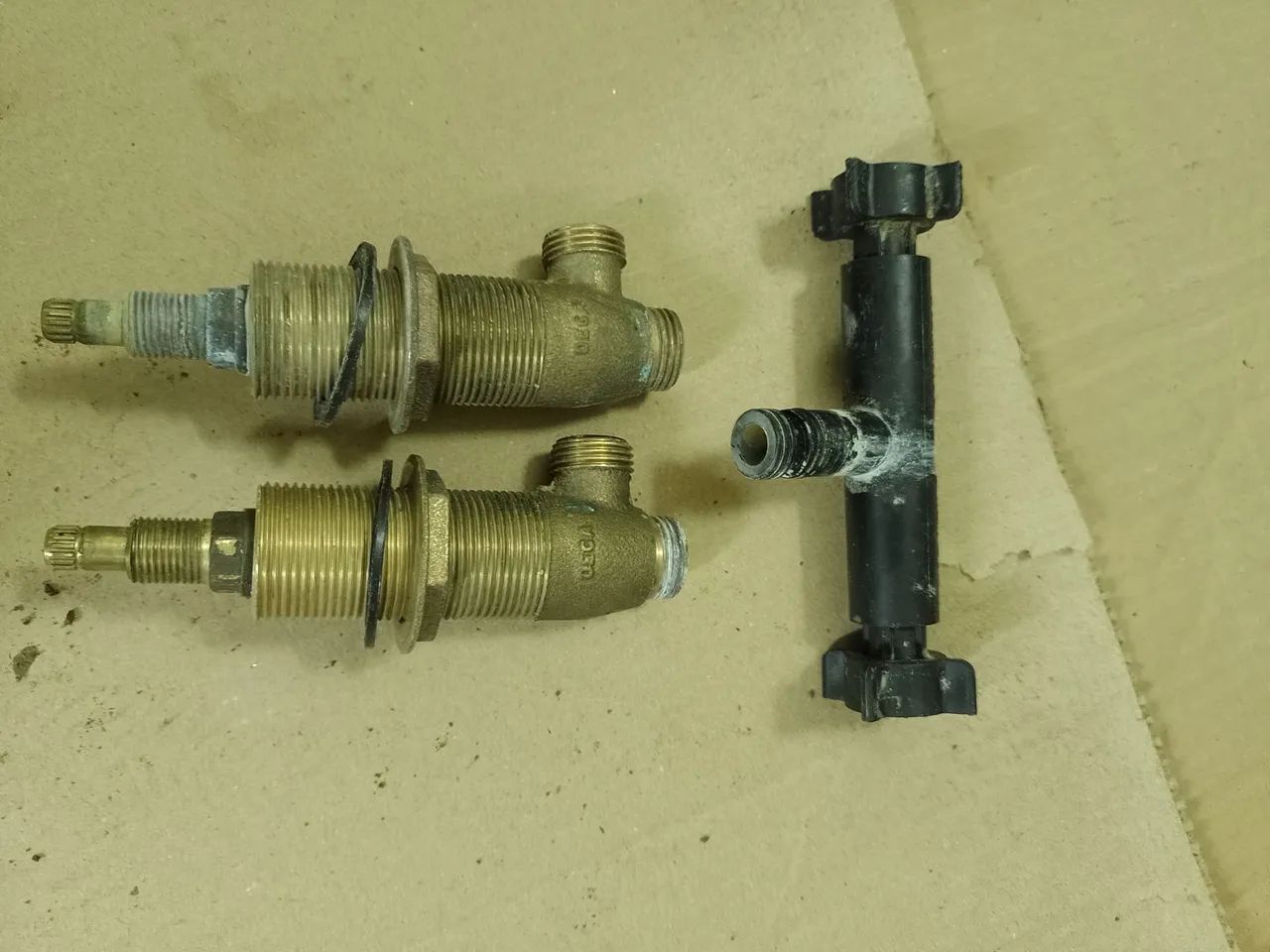 Misturador lavatório Deca