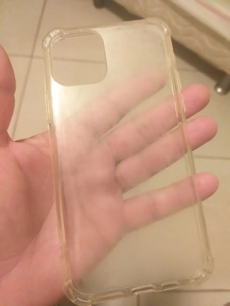 Capa de celular IPhone 11 transparente - Foto 3