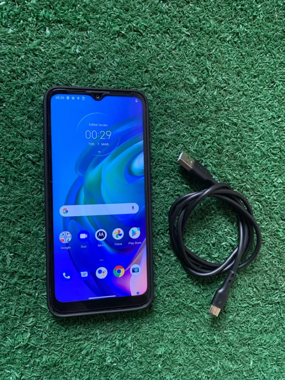 LINDO MOTO G10 64gb BATERIA DURA MUITO , SO MARCAS DE USO , TUDO OK