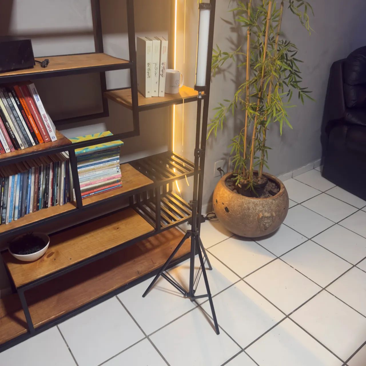 Tripé mais bastão de led 64842115733123120