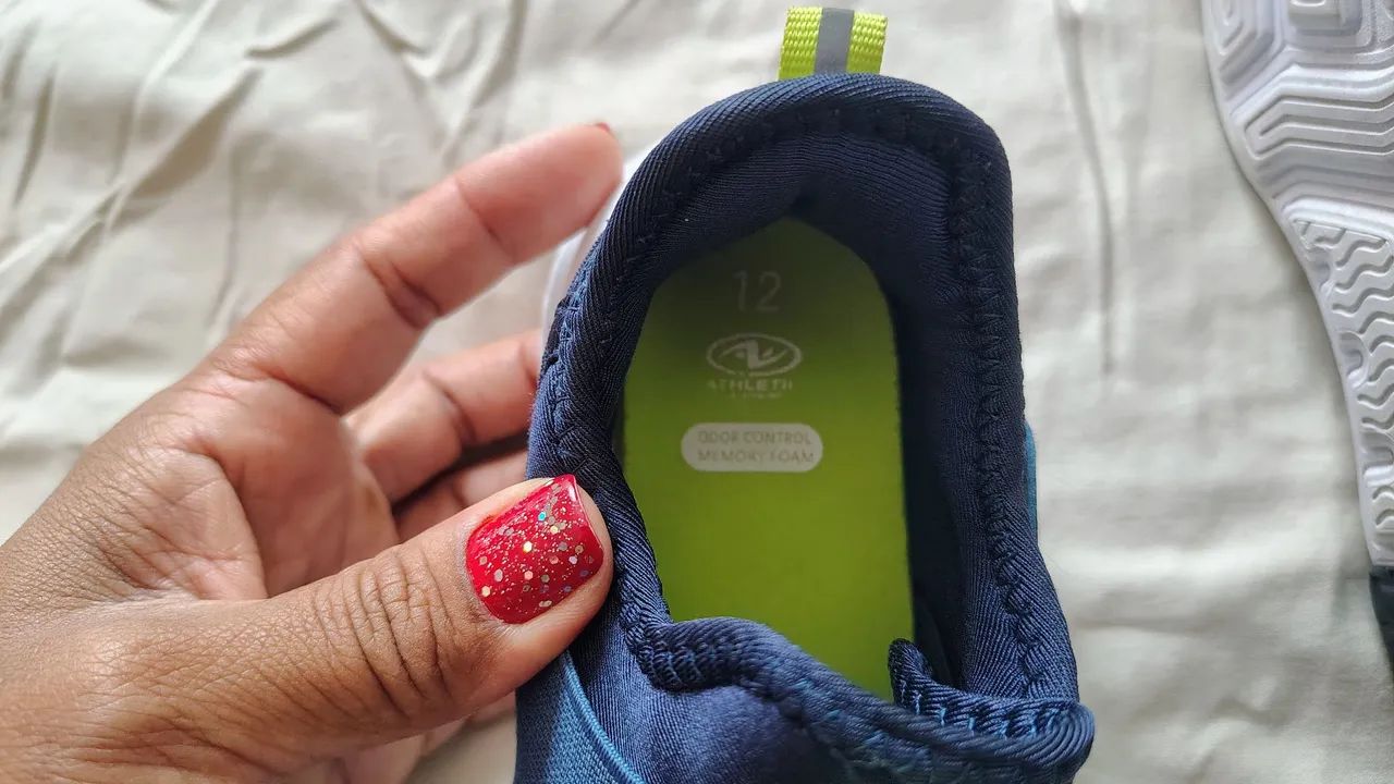 Tênis Infantil Azul - Tamanho 28 - com memorizador de pé  - Foto 5