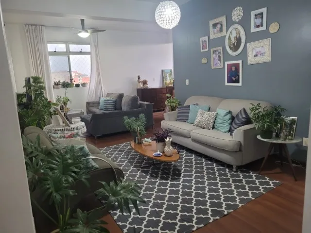 APARTAMENTO 230m2, 4 quartos, 2 vagas, 2 elevadores, no Centro de Divinópolis