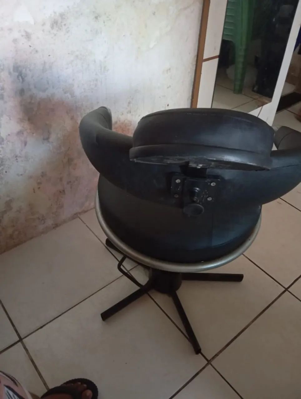 Cadeira de Lavagem e Cadeira de corte para Salão de Beleza - Conforto e Qualidade - Foto 4