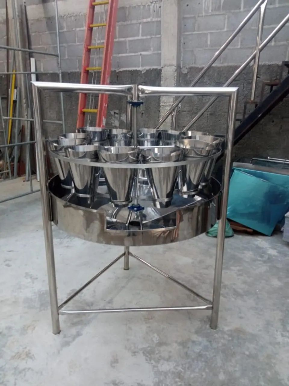 Sangrador Giratorio de Aves