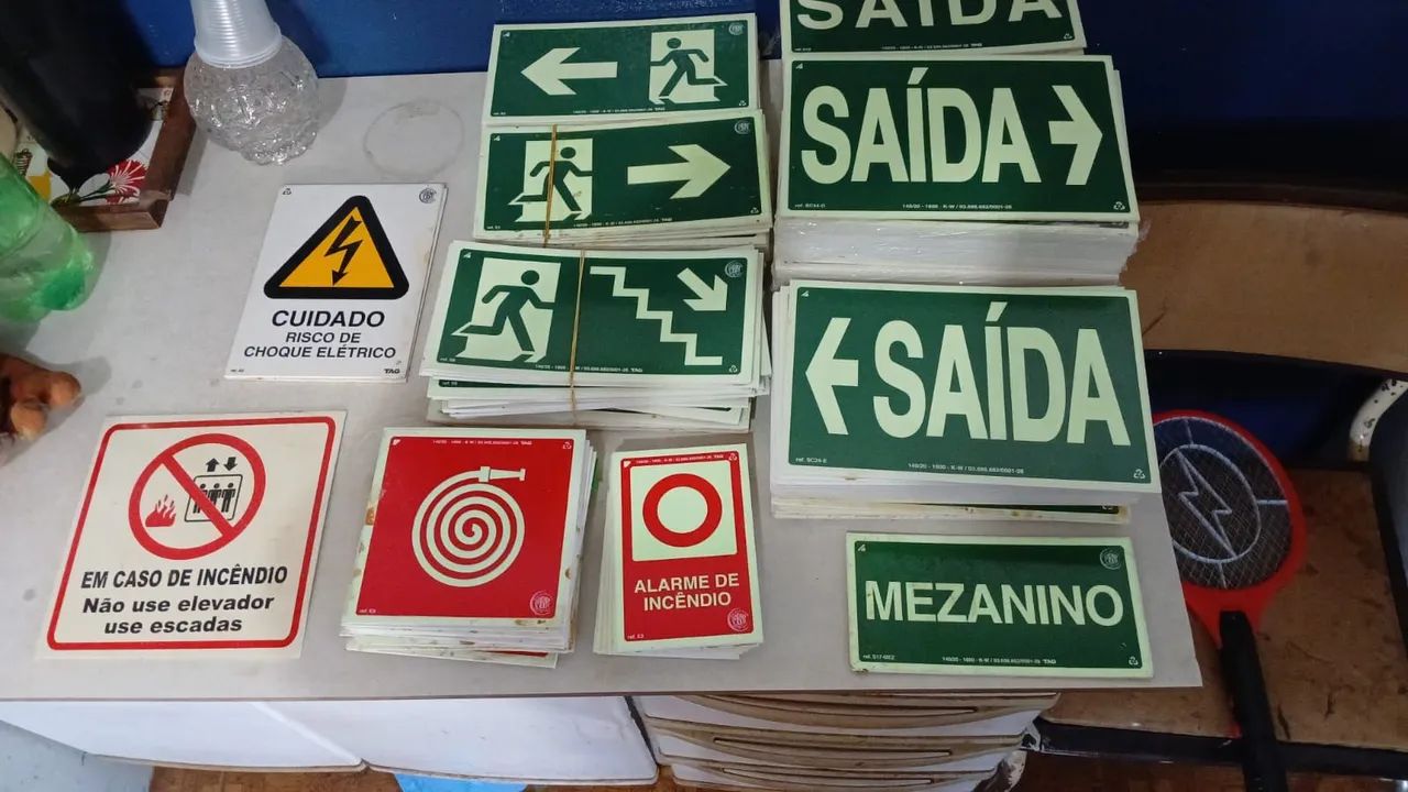 Sinalização de Emergência - Saída de Emergência65606299354755121