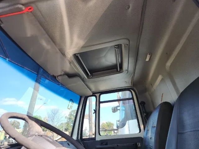 FORD CARGO 1317 2010 - Foto 5