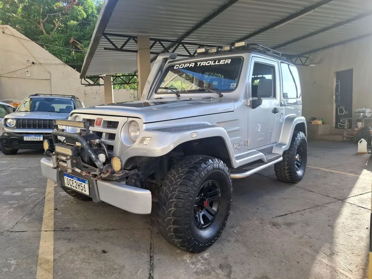 Troller T-4 T-4 4x4 3.0 TB Int. Cap. Rígida Diesel 2012