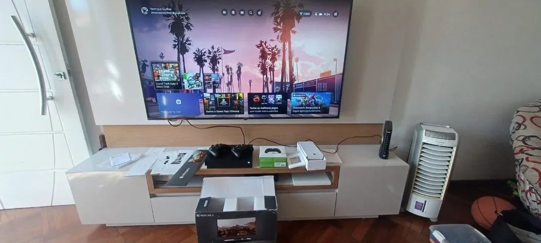XBOX ONE X 1TB