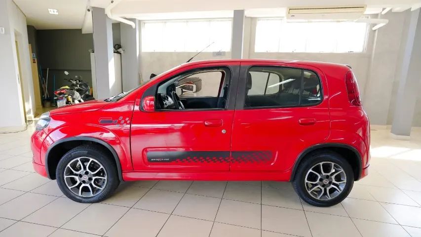 Fiat Uno Sporting 1.4 EVO Fire Flex 8V 4P 2014 - Foto 3