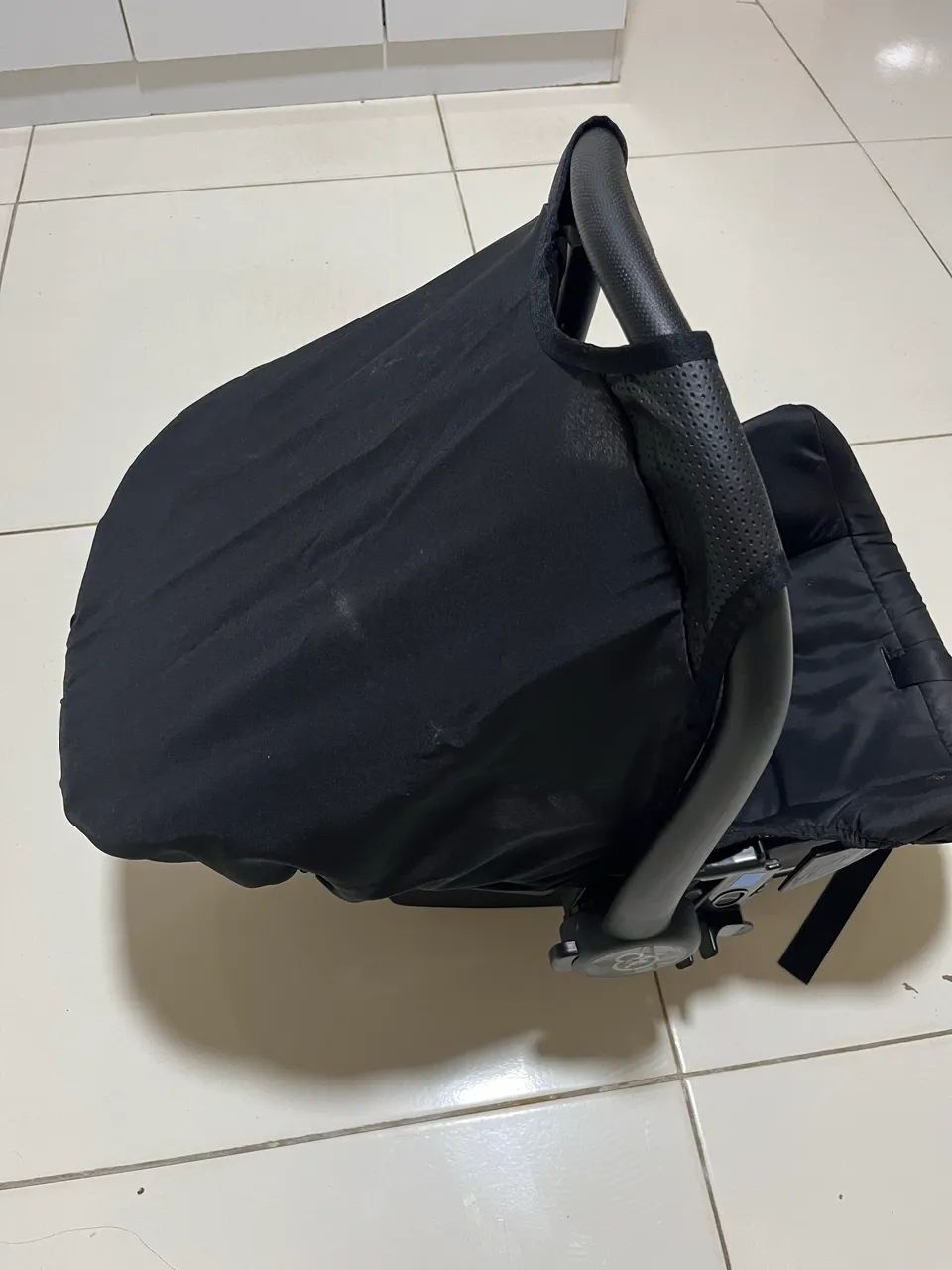 Bebê conforto grid 0 a 13kg Galzerano cor preto - Foto 2