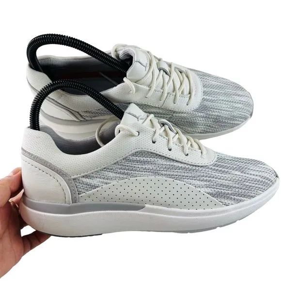 tênis feminino clarks unstructured em couro e tecido feminino