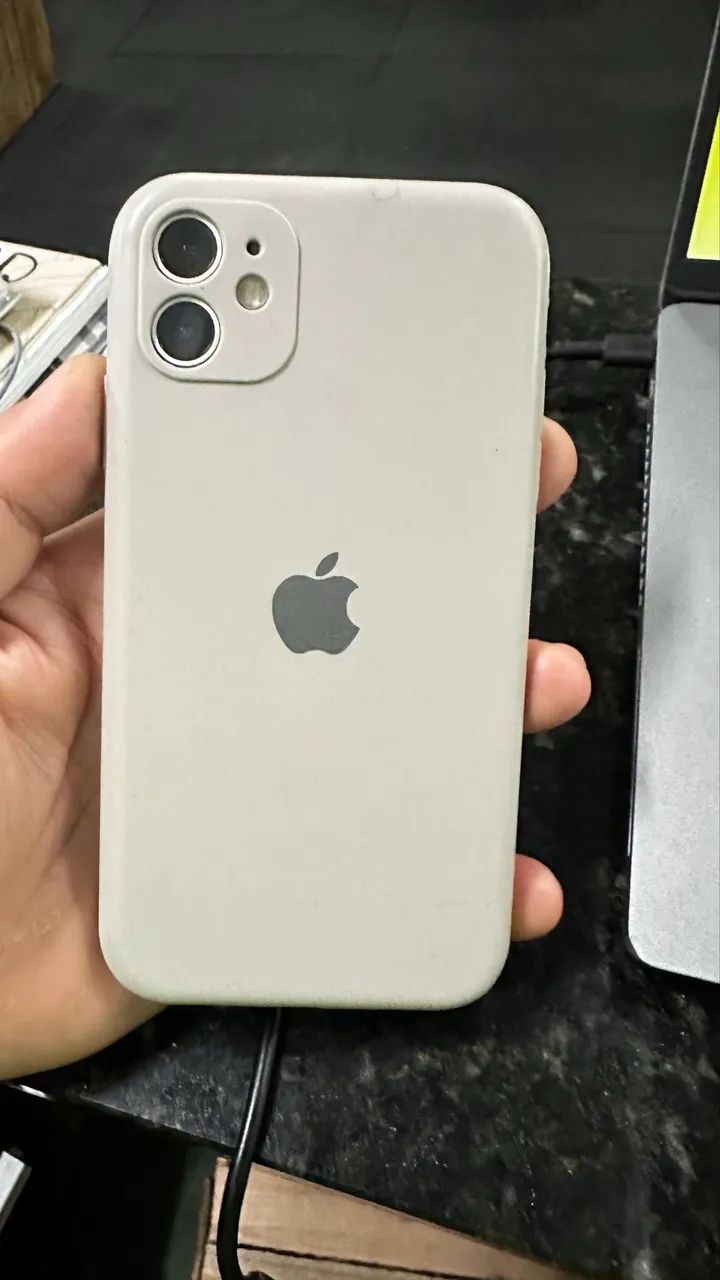 iPhone 11 64GB Branco - Modelo A2221 - Excelente Estado - Foto 3