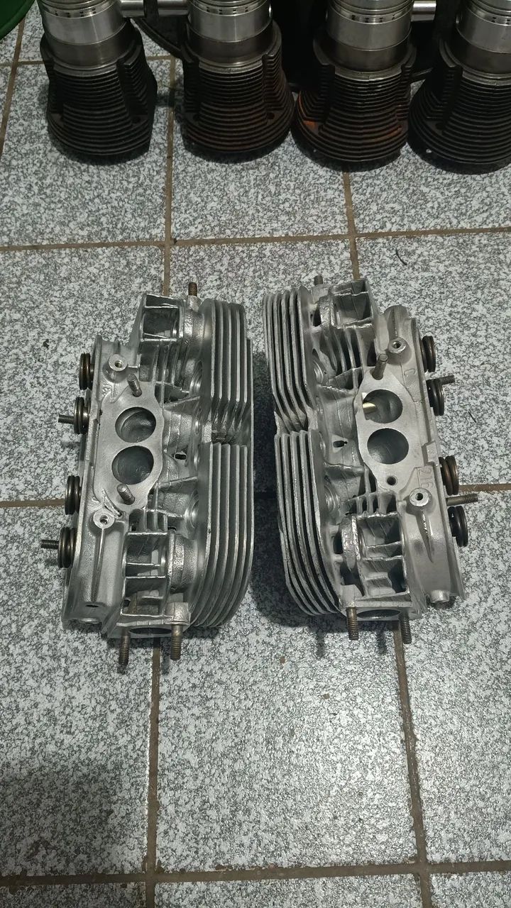 Par de Cabeçotes Kombi, Fusca Moderno 6 e 8 Aletas Retificado 