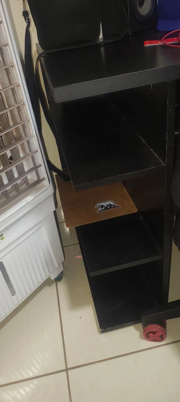 Mesa de Computador - Madeira  - Foto 2