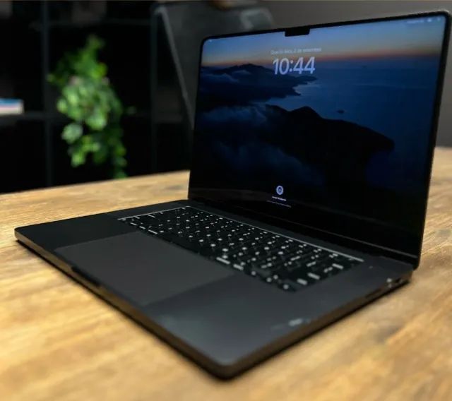 Apple Macbook Pro - 16 polegadas | M3 Max | 48gb | 1tb | Space gray - Foto 2
