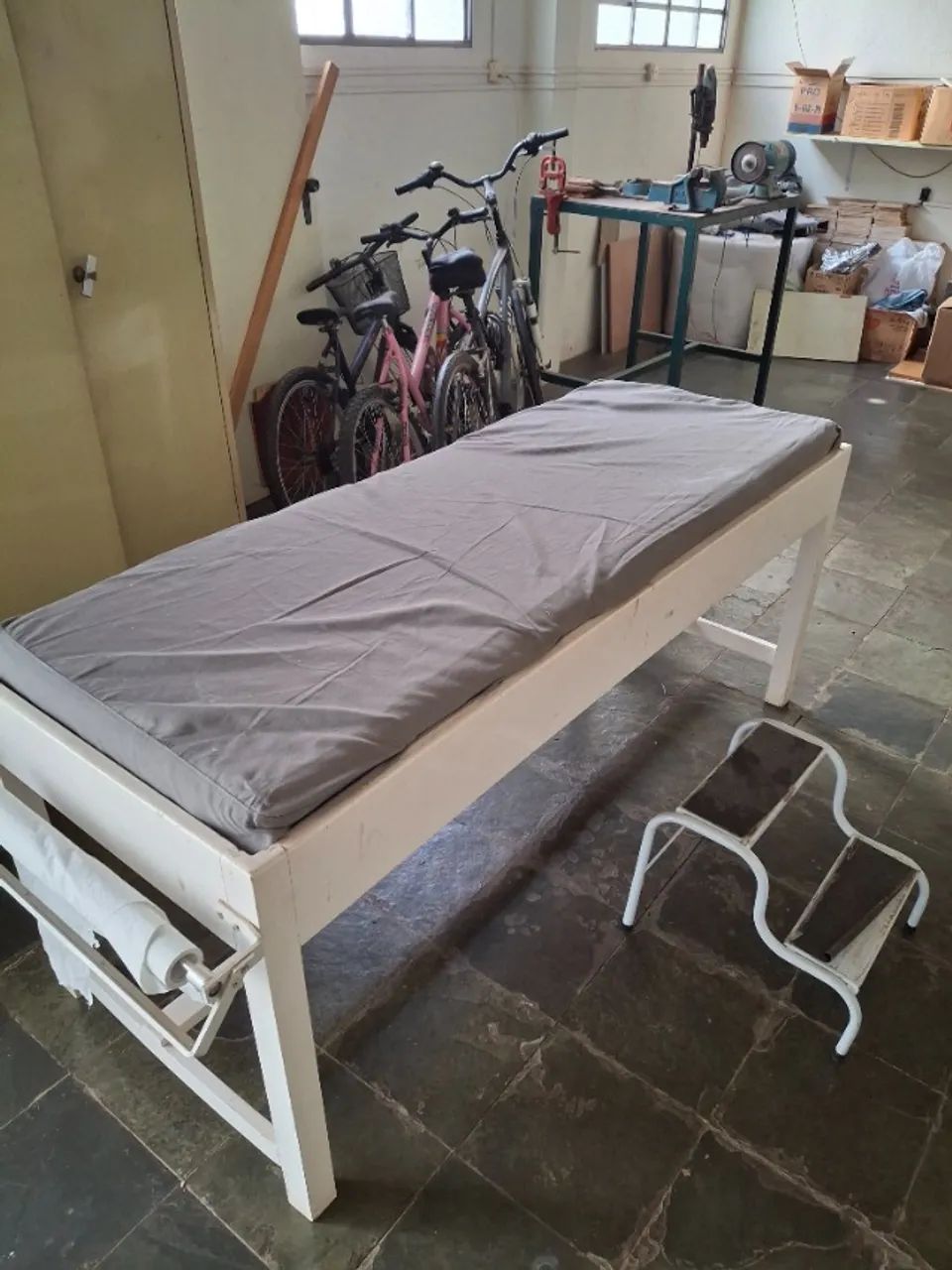 cama de exame ou massagem