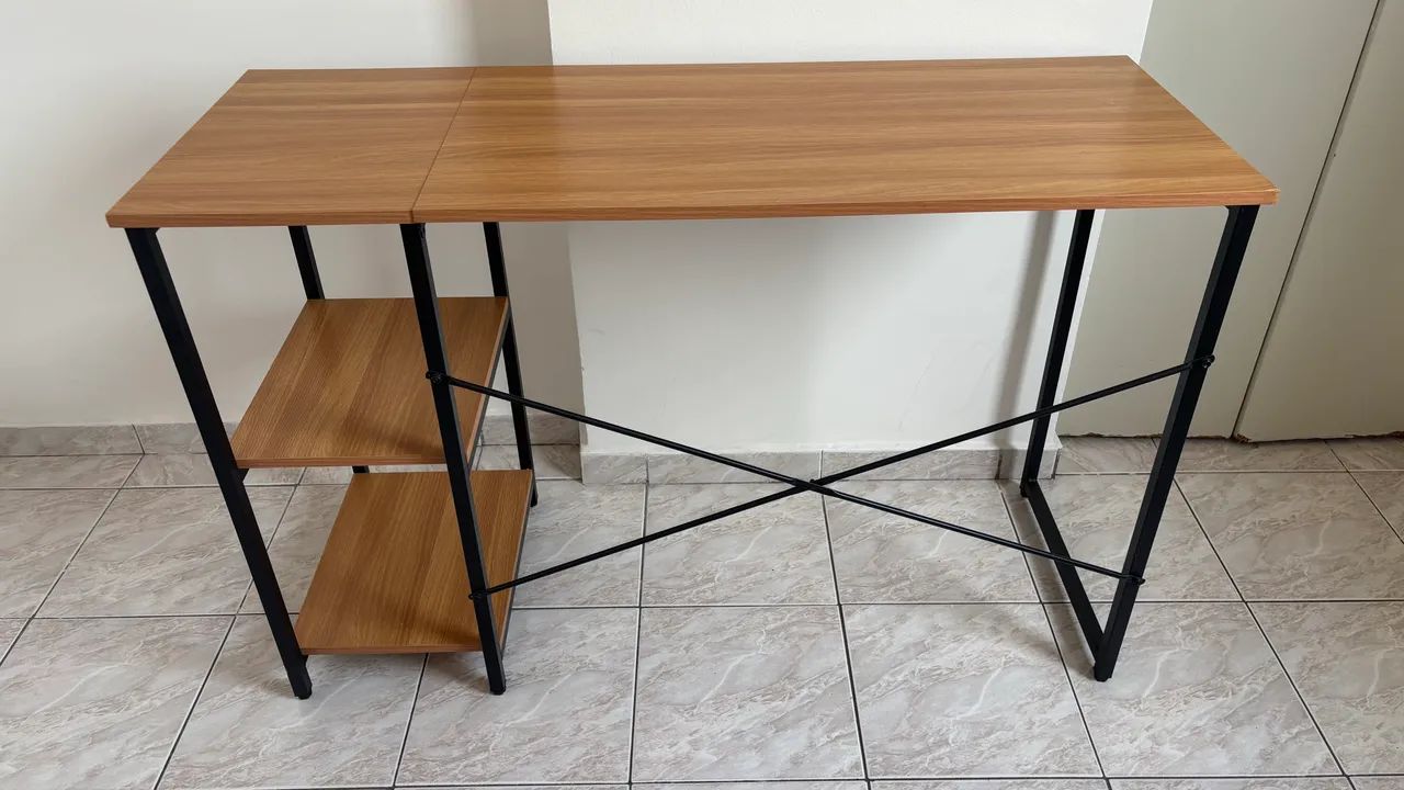 Mesa escrivaninha industrial - Foto 2
