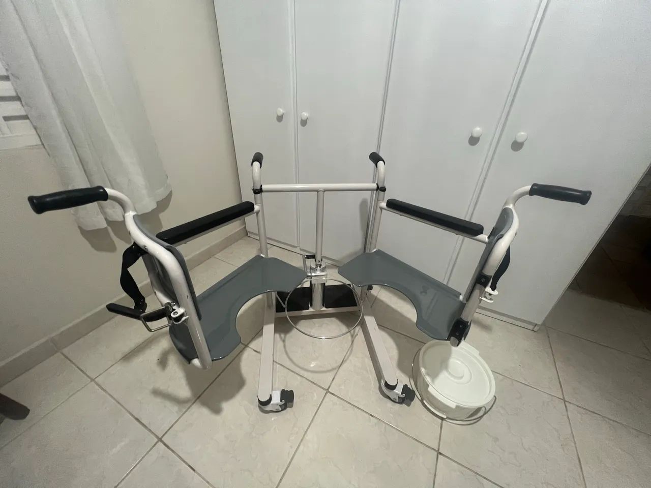 Cadeira de Transferência/ Banho - Acamado - Foto 5