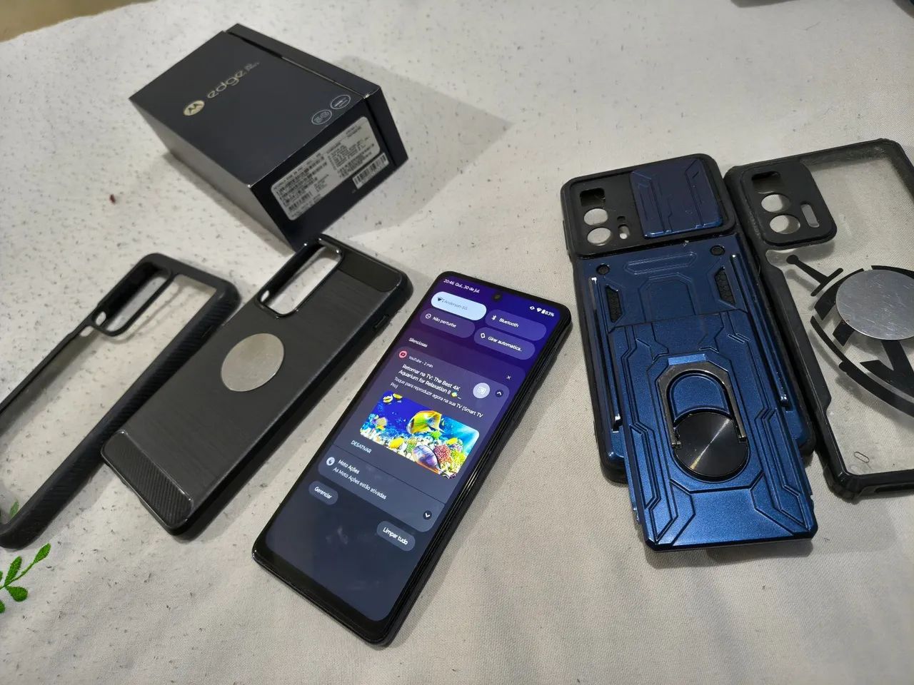 Celular moto Edge 20pro  - Foto 4