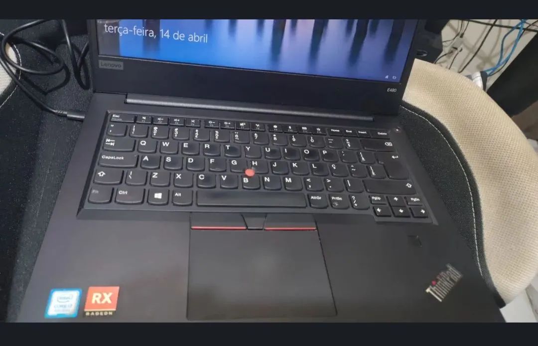 Lenovo E480 Core i7 8a geração, 8gb ram, SSD nvme 256gb