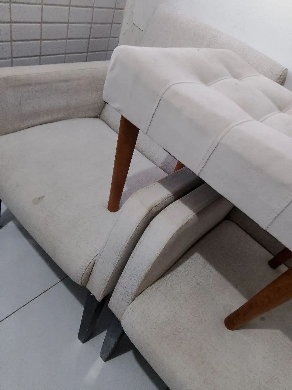 Duas poltronas e um puff  - Foto 4