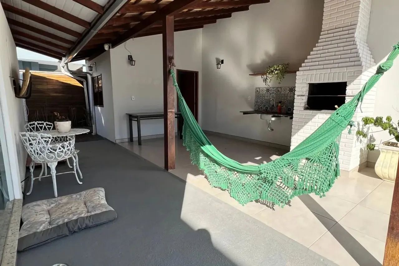 Casa com Piscina e 4 quartos na Praia do Campeche, em Florianópolis. - Foto 3