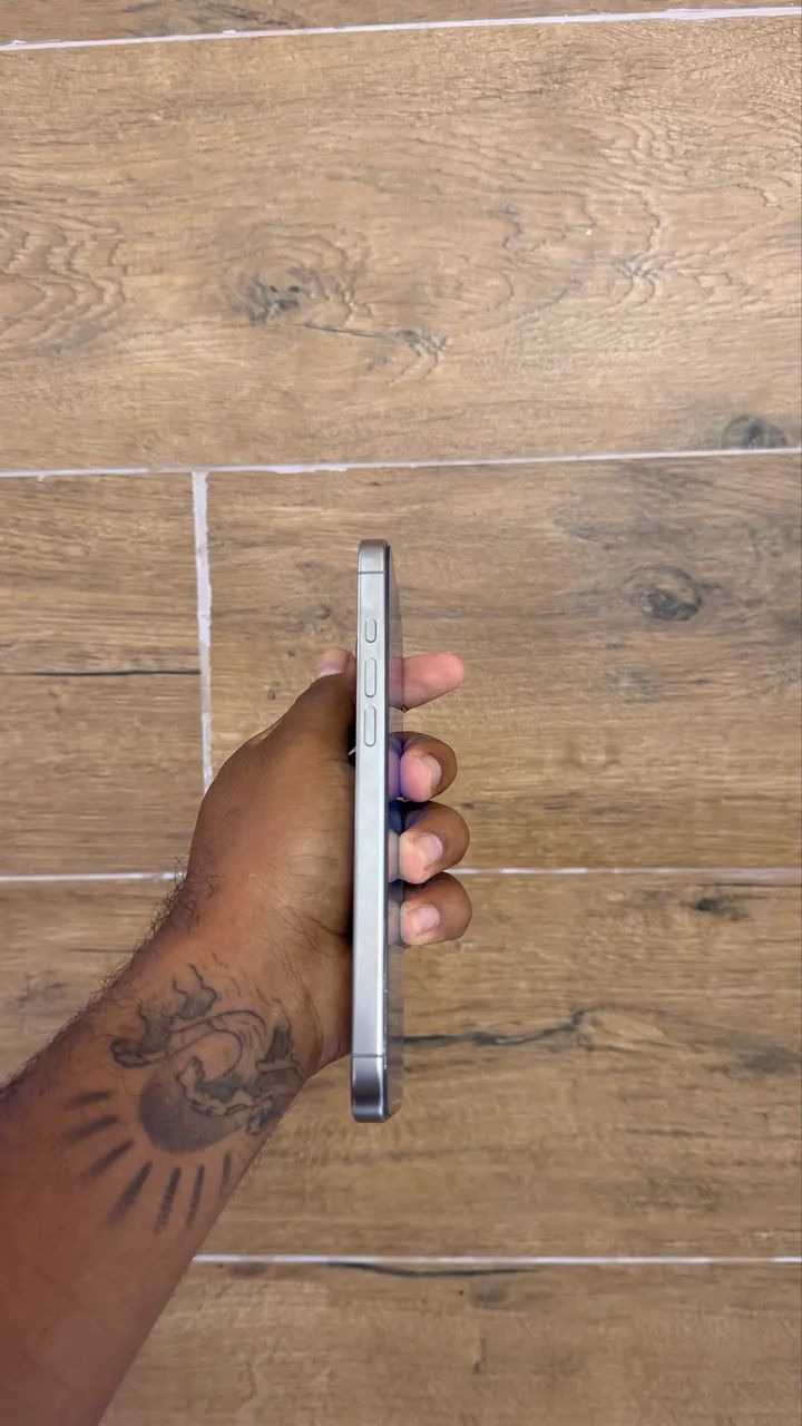 IPHONE 16 PRO MAX - Foto 2