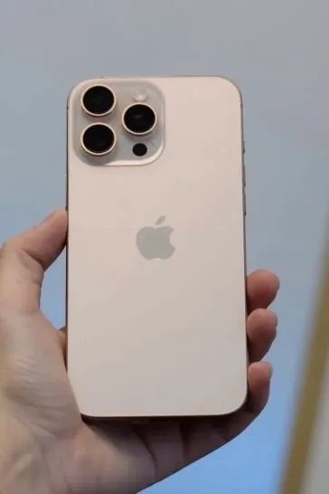 iPhone 16 Pro Max  NA GARANTIA - Foto 3