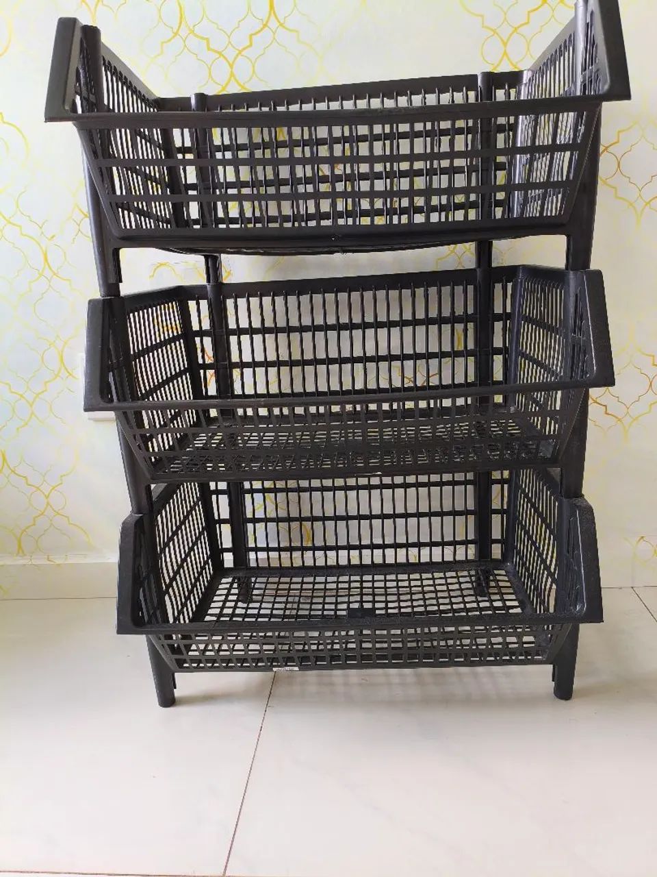 Expositor multiuso para mercadinho, salão de beleza,etc  - Foto 2
