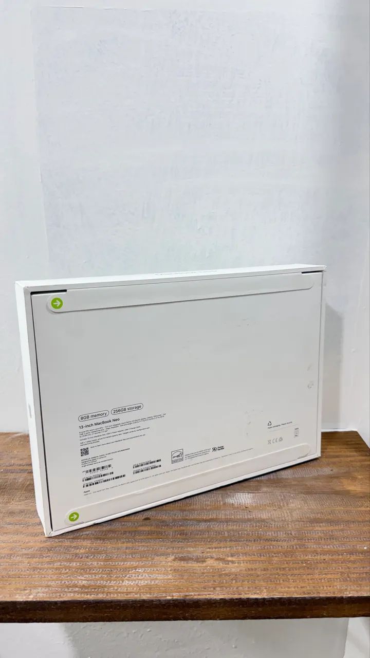MacBook Neo Silver 8G/256GB - novo - Notebooks - Santa Luzia, Juiz
