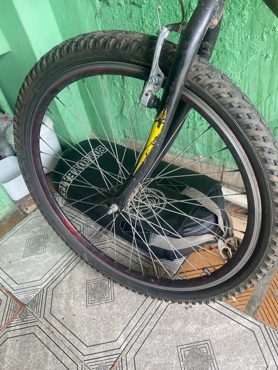 Bicicleta aro 26 em ótimo estado - Foto 3