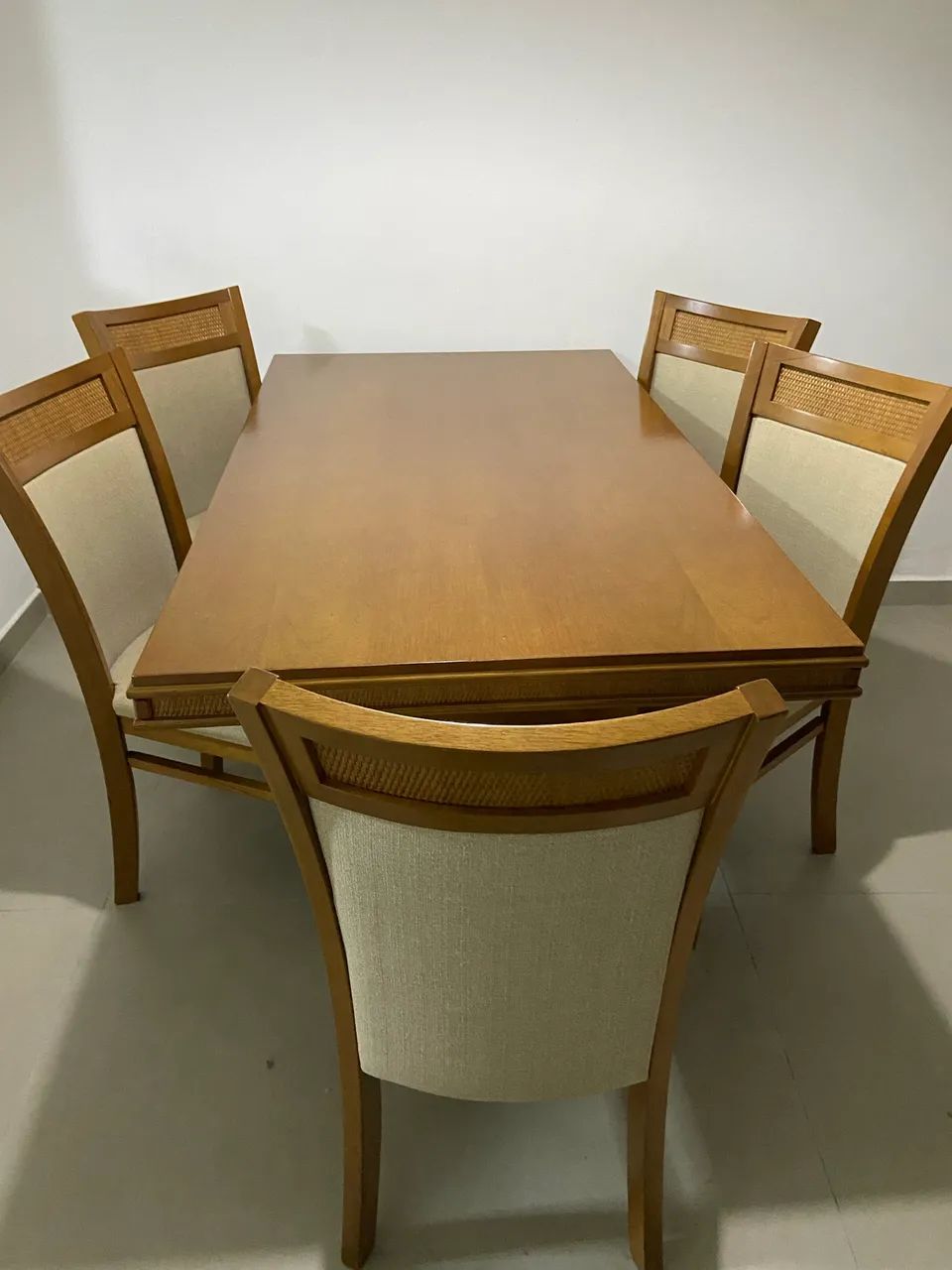 Mesa de Jantar 6 Lugares com 6 Cadeiras Estofadas  - Foto 3