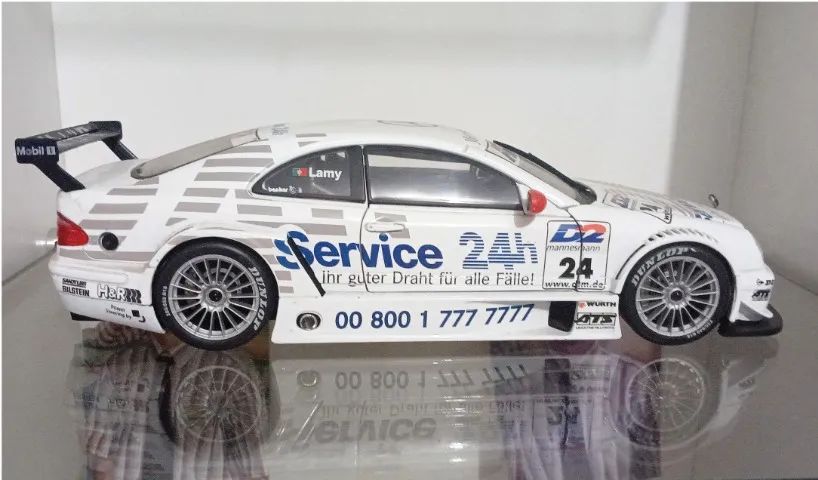 Miniaturas Mercedes-Benz CLKs DTM 1:18 Maisto - Hobbies e coleções