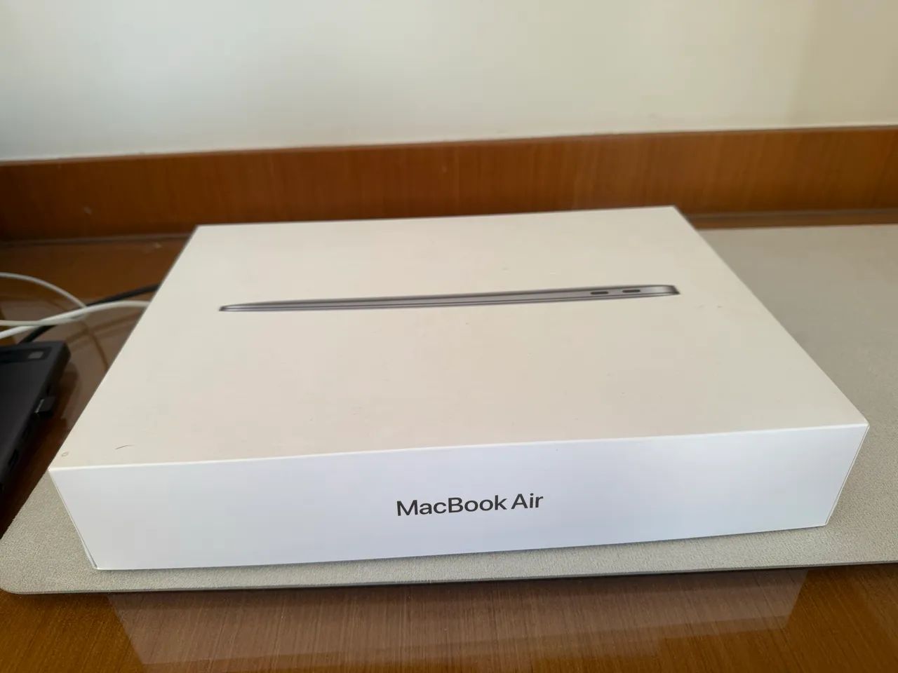 MacBook M1 256 gb 2023 com 4 ciclos utilizados 