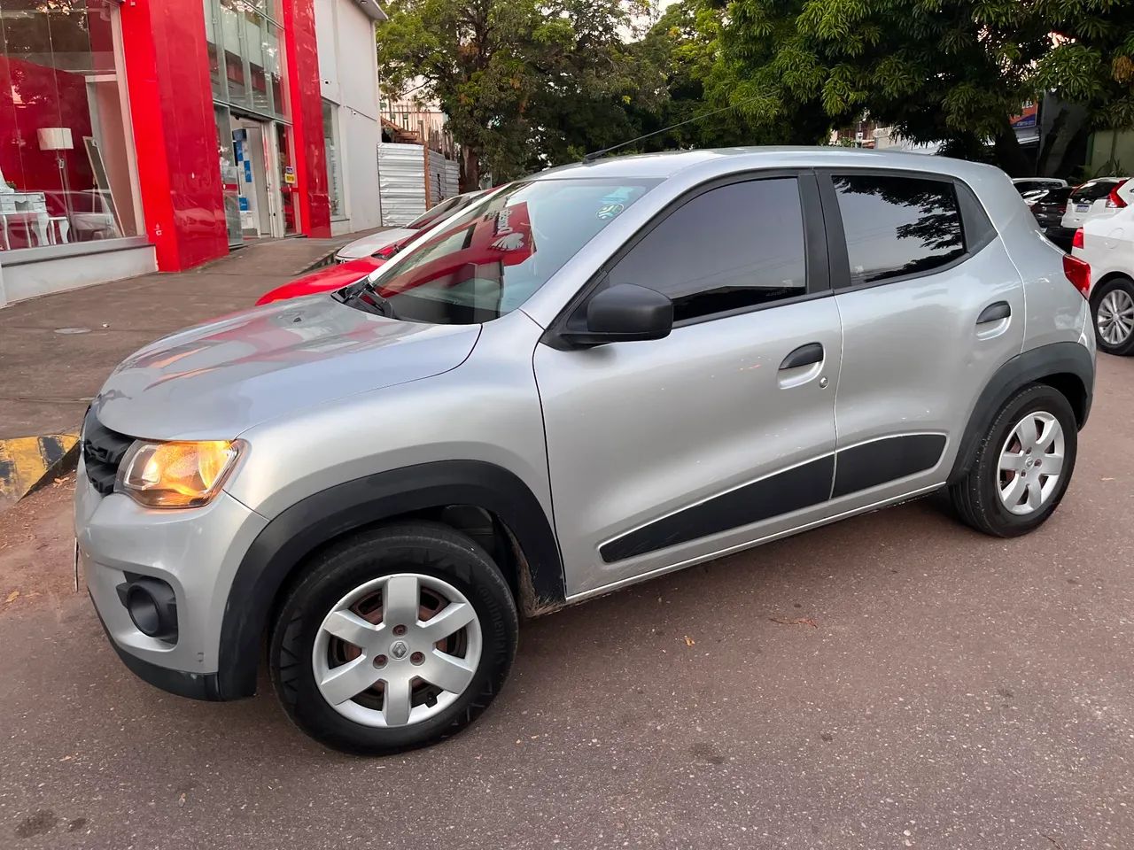 Renault Kwid Zen 1.0 Flex 12V 5P Mec. 2019 - Foto 3