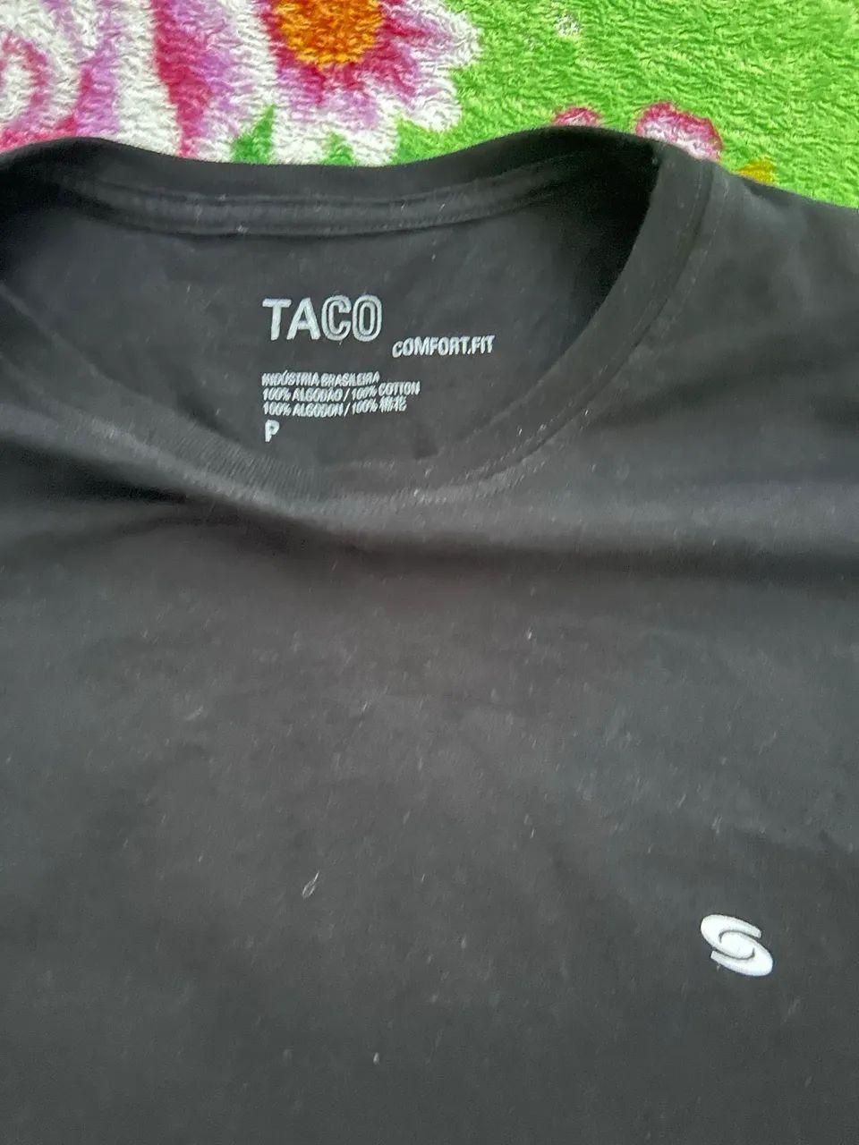 Vendo camisa taco cor preta - Foto 2