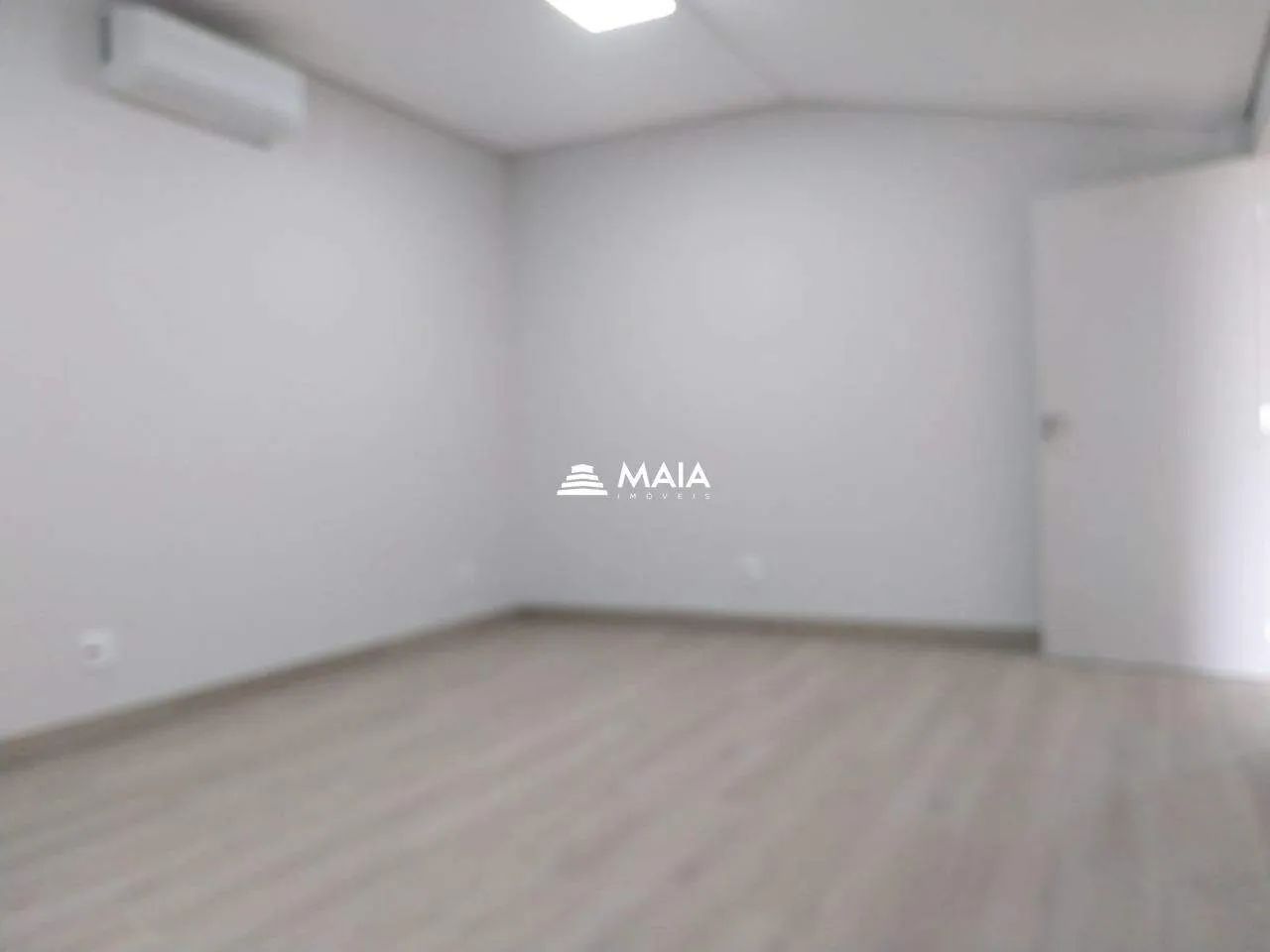 Salas Comerciais para alugar no bairro Santa Marta