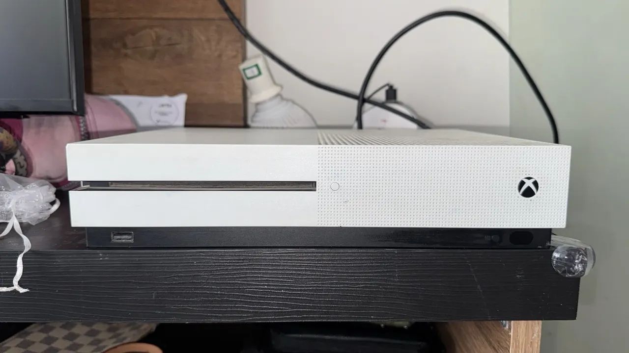 Xbox one s 1tb - Foto 2