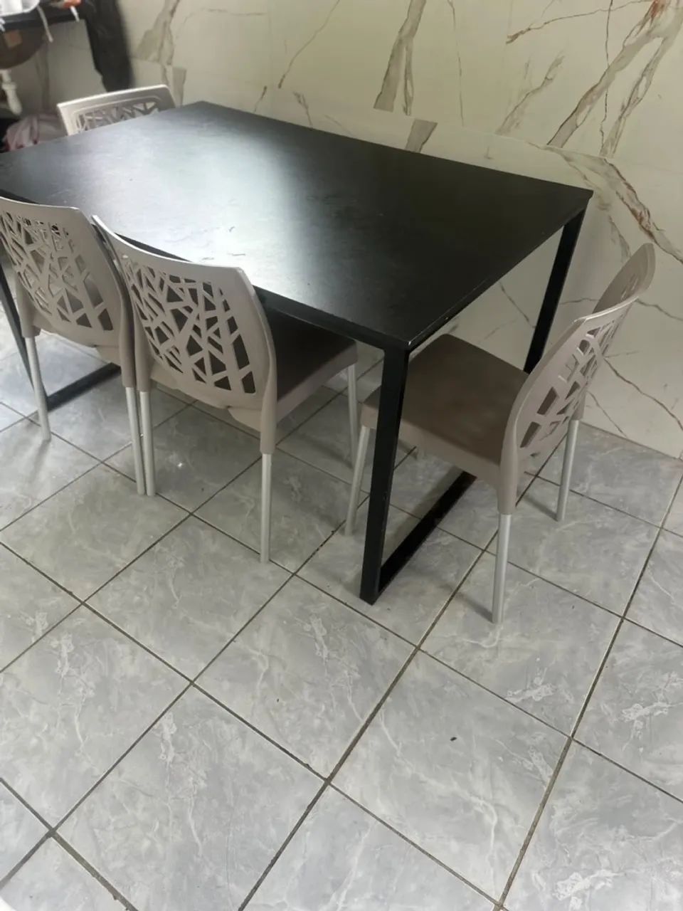 Mesa 4 cadeiras  - Foto 3
