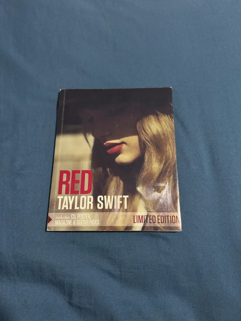 CD zinepak Taylor Swift Red COM AVARIA - CDs, DVDs etc - Ponta