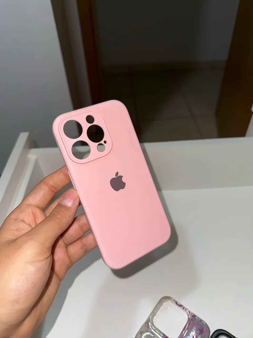 Kit com 7 Capinhas para iPhone 15 Pro - Foto 5