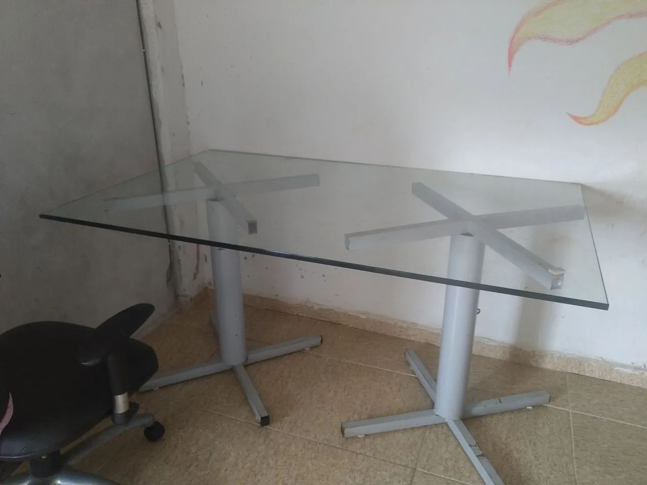 Vende-se e mesas de vidro e pé de ferro super conservadas  - Foto 2