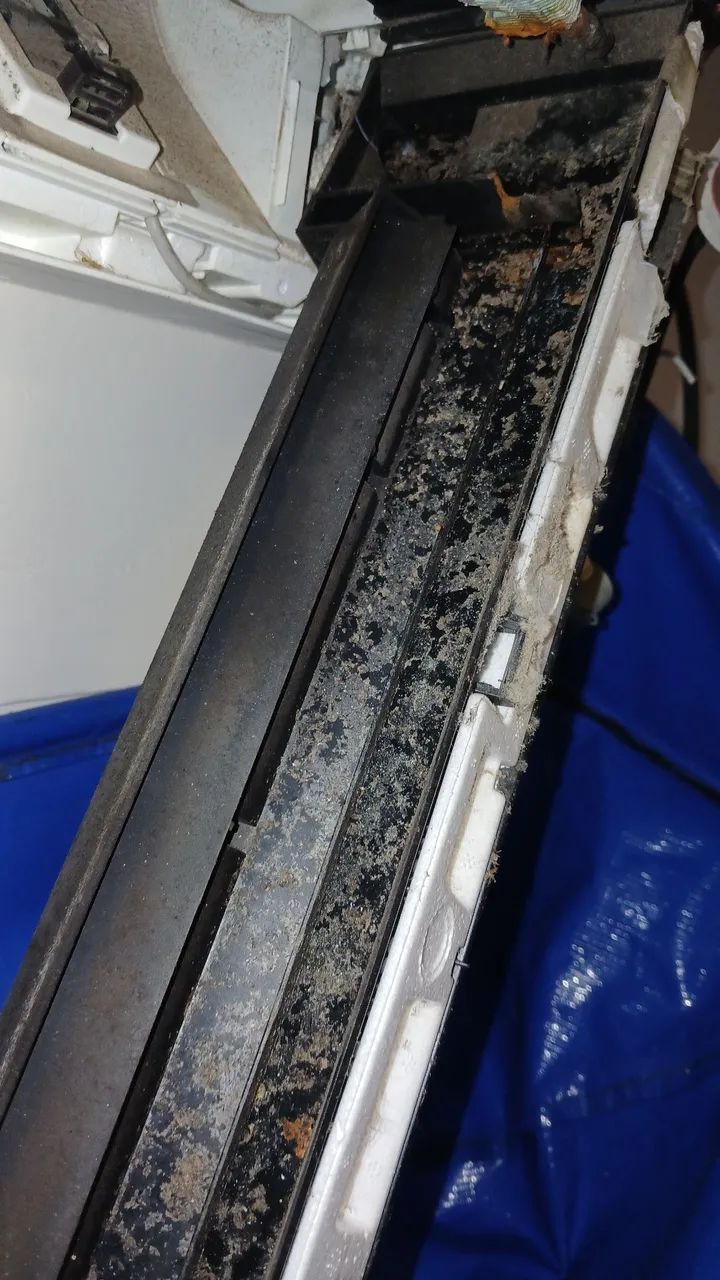 Serviço de manutenção preventiva limpeza de ar condicionado split , piso teto  - Foto 3