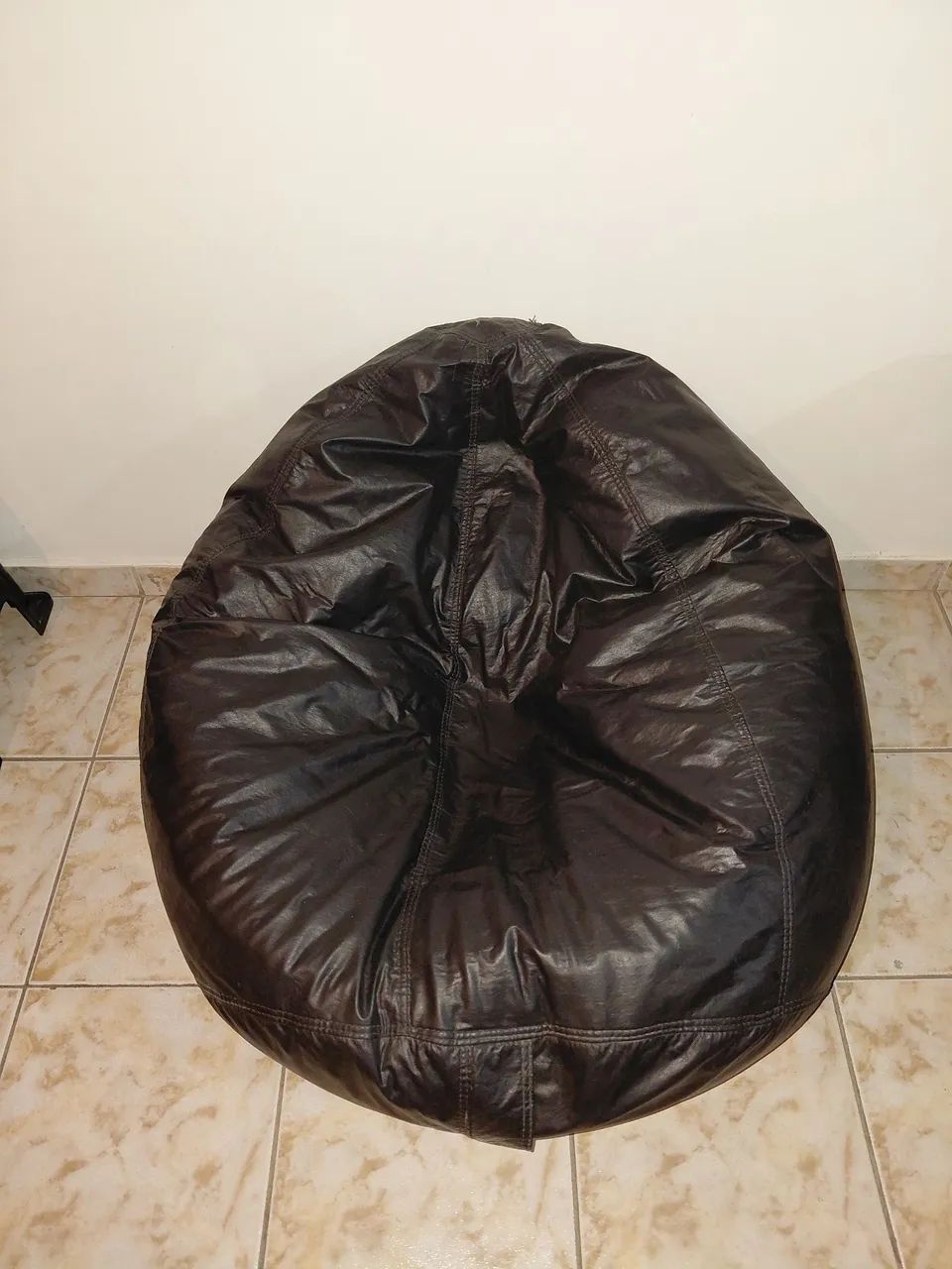 Sofanete preto usado + puffs - Foto 4